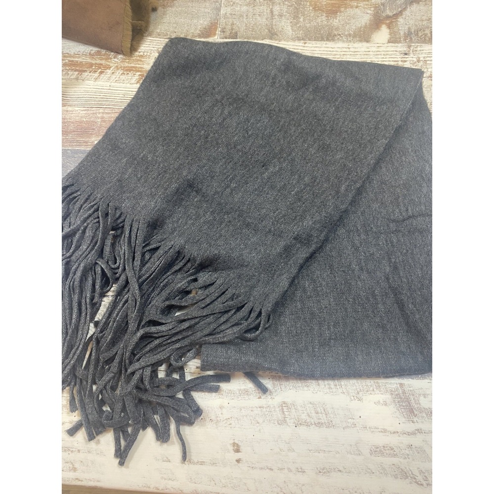 Lucky Brand Unisex Gray Fringed Winter Scarf Knit Rectangle Neck Warmer Gray